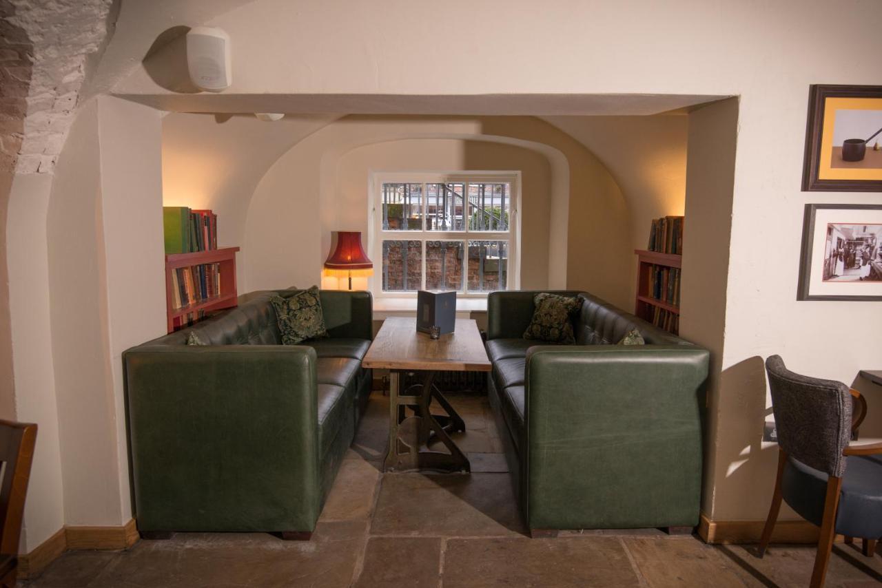 Judge'S Lodging York Buitenkant foto The library
